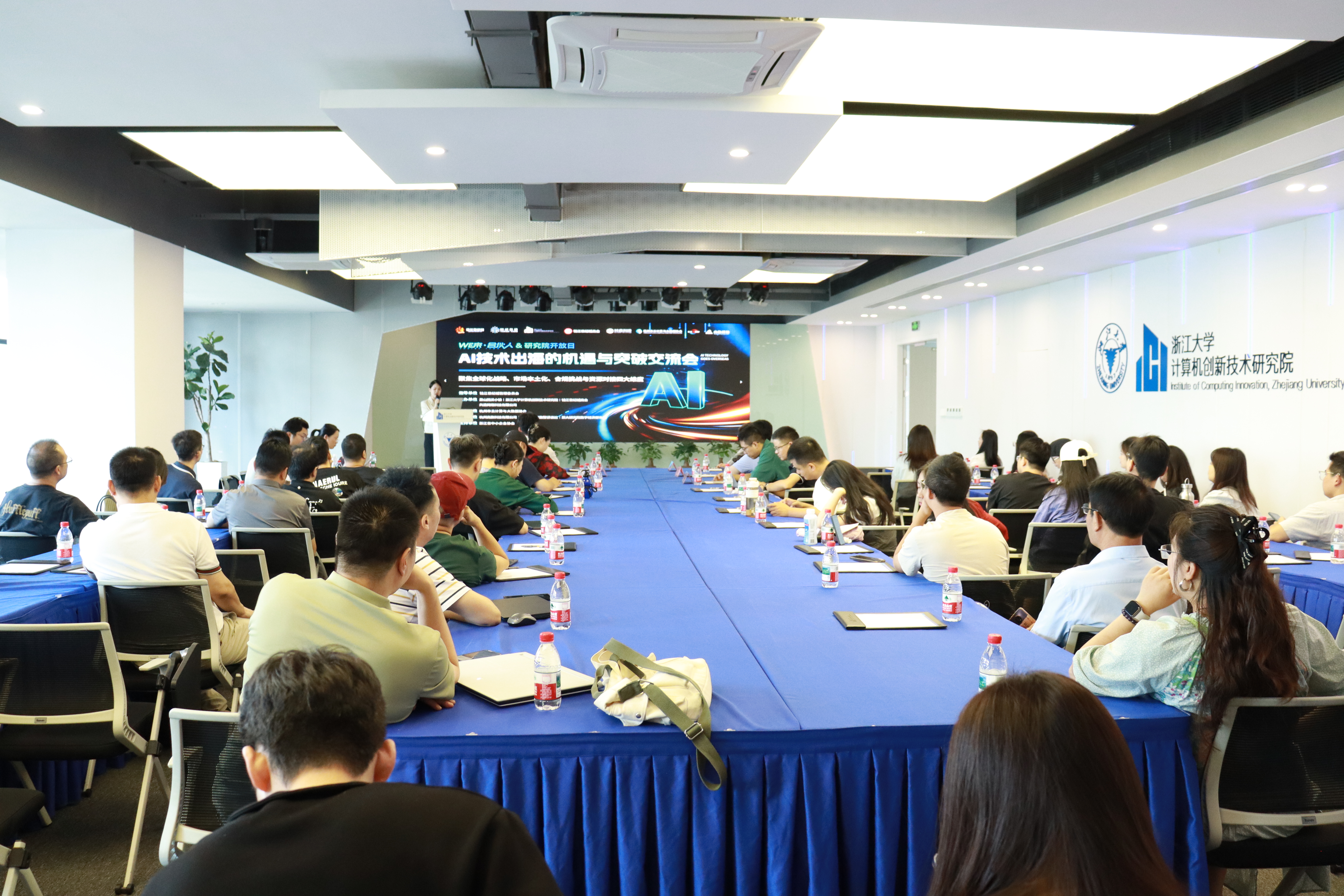 IMG_2819.JPG IMG_2819.JPG